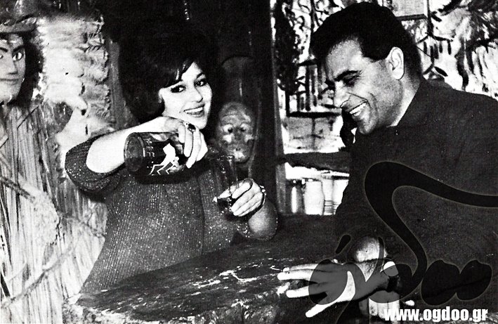 Η Τουρκάλα σταρ που ερωτεύτηκε ο Καζαντζίδης και εκείνη δεν του έριξε ούτε... βλέμμα [εικόνες] | iefimerida.gr 4