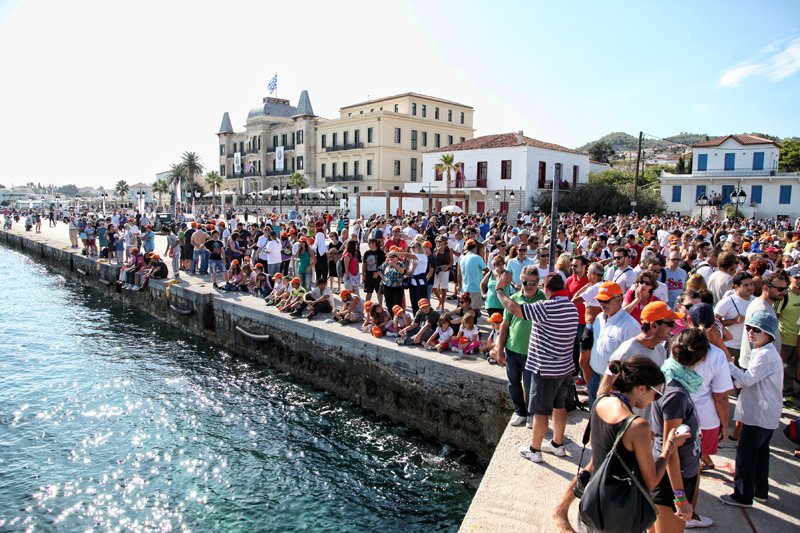 Ερχεται το καλύτερο και μεγαλύτερο «Spetses Mini Marathon» [εικόνες] | iefimerida.gr 0