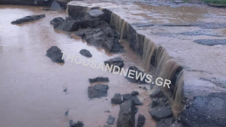 Δήμαρχος Θερμαϊκού: Βιβλική η καταστροφή -500 κλήσεις για απάντληση υδάτων στη Θεσσαλονίκη [εικόνες] | iefimerida.gr 4