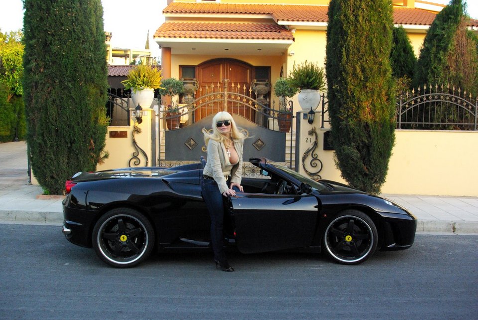 Κόμησσα Βανέσσα Pomponi: Ο Δημήτρης Αλεξάνδρου είναι γλαστρομαϊντανός [εικόνες] | iefimerida.gr 1