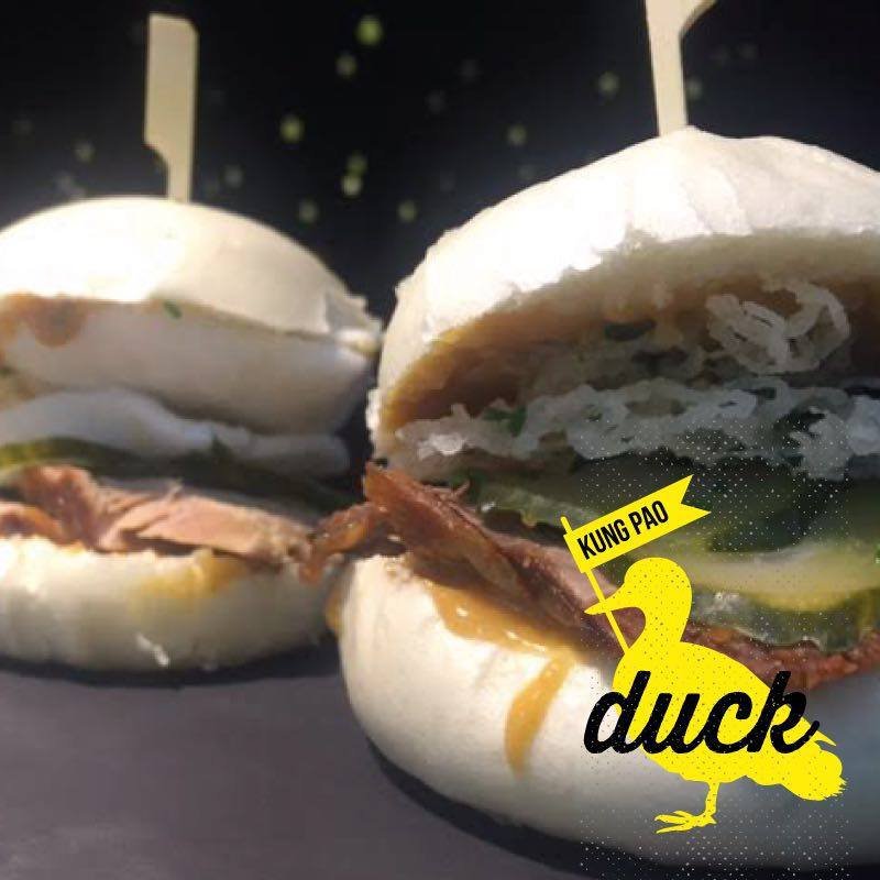 Δύο θεοπάλαβοι τύποι στην Αθήνα φτιάχνουν μπέργκερ με κροκόδειλο! Είναι νόστιμο! [εικόνες] | iefimerida.gr 5