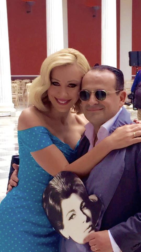 Η Αντριάνα Παρασκευοπούλου της ΕΡΤ με τον Βασίλη Ζούλια [εικόνες] | iefimerida.gr 1