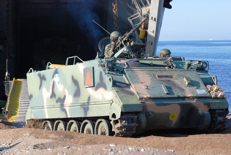 Ο Ελληνικός Στρατός κάνει απόβαση στη Χίο -Κομάντο, τανκς και ελικόπτερα στο νησί [εικόνες] | iefimerida.gr 12