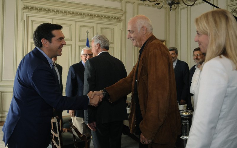 Kαι ο Γιώργος Κιμούλης στην επιτροπή για τη συνταγματική αναθεώρηση [εικόνες] | iefimerida.gr 0