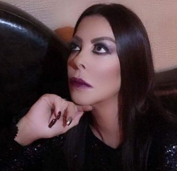 Το παράκανε με τα φίλτρα η Αντζελα Δημητρίου -Αγνώριστη στο καμαρίνι της [εικόνες]   | iefimerida.gr 1