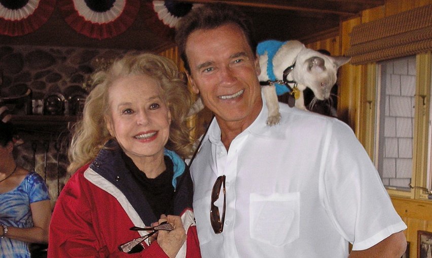 Μέση σφήκας -Η Betty Brosmer είναι η καλύτερη απόδειξη [εικόνες] | iefimerida.gr 8