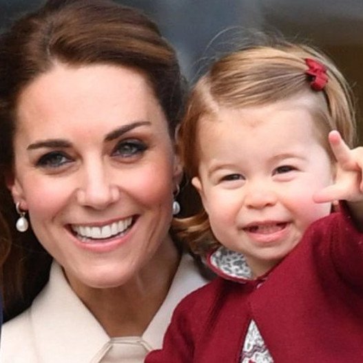 Η απίστευτη ομοιότητα της μικρής Σαρλότ με την βασίλισσα Ελισάβετ [εικόνες] | iefimerida.gr 0