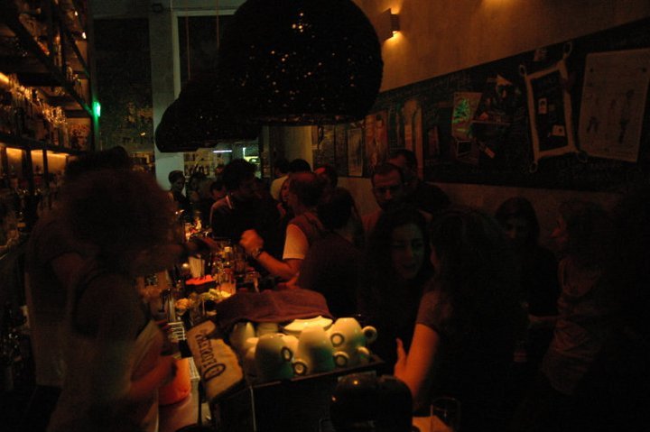 Τα 5 τοπ μπαράκια της Αθήνας για φλερτ [εικόνες] | iefimerida.gr 5