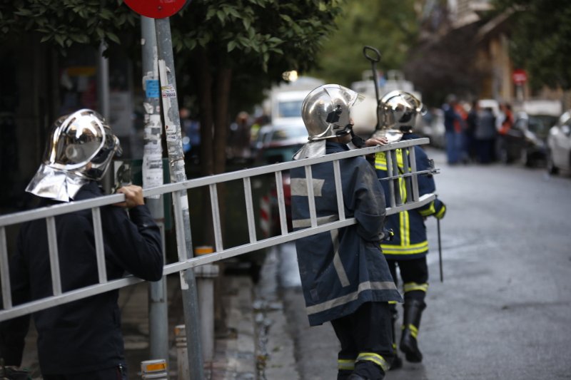 H επόμενη μέρα της έκρηξης -Βομβαρδισμένο τοπίο τα Εξάρχεια [εικόνες] | iefimerida.gr 3