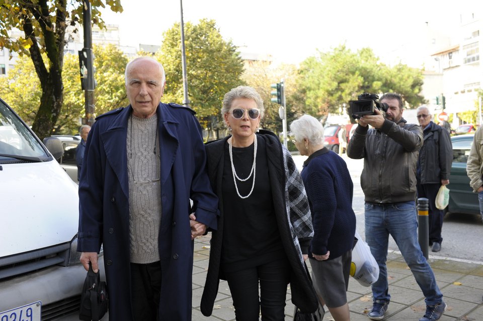 Ξέσπασε σε κλάματα η Ελενα Ακρίτα μετά την κατάθεση στη δίκη του Βαγγέλη Γιακουμάκη [εικόνες&βίντεο] | iefimerida.gr 1