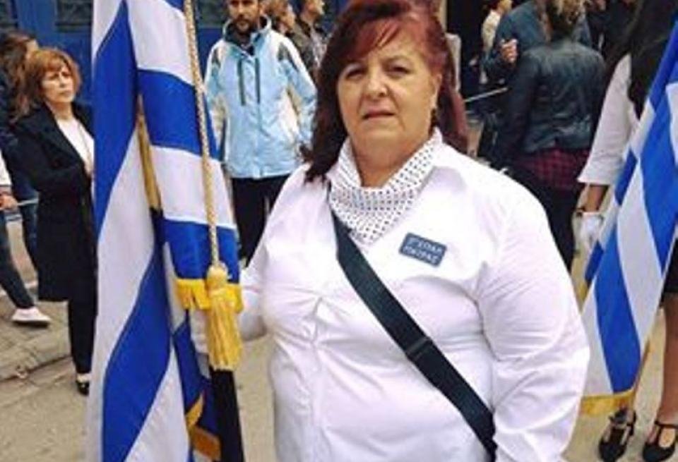 Πάτρα: Σημαιοφόρος 54χρονη μητέρα τριών φοιτητών με βαθμό 19,5 [εικόνα] | iefimerida.gr 0