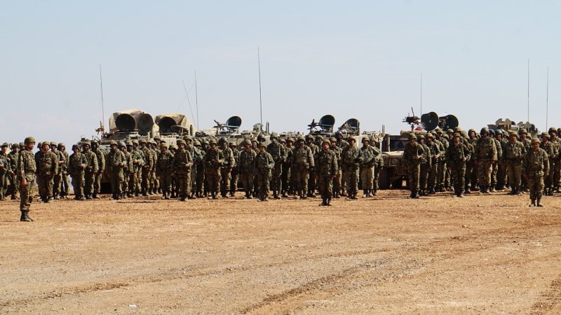 Ο Καμμένος με στολή παραλλαγής στο πεδίο βολής- Για την άσκηση Παρμενίων [εικόνες] | iefimerida.gr 2