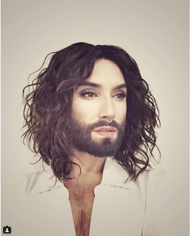 Αγνώριστη η Κοντσίτα -Κουρεύτηκε και ντύθηκε άνδρας [εικόνες]  | iefimerida.gr 1