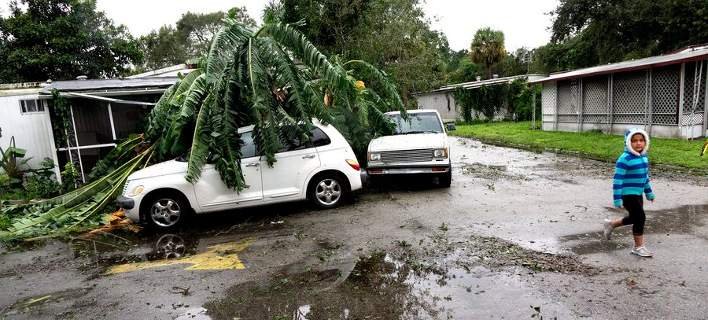 Τυφώνας Μάθιου: 900 νεκροί στη Αϊτή, 4 στη Φλόριντα- Ανησυχία για  Τζόρτζια-Καρολίνα [εικόνες & βίντεο] | iefimerida.gr 2