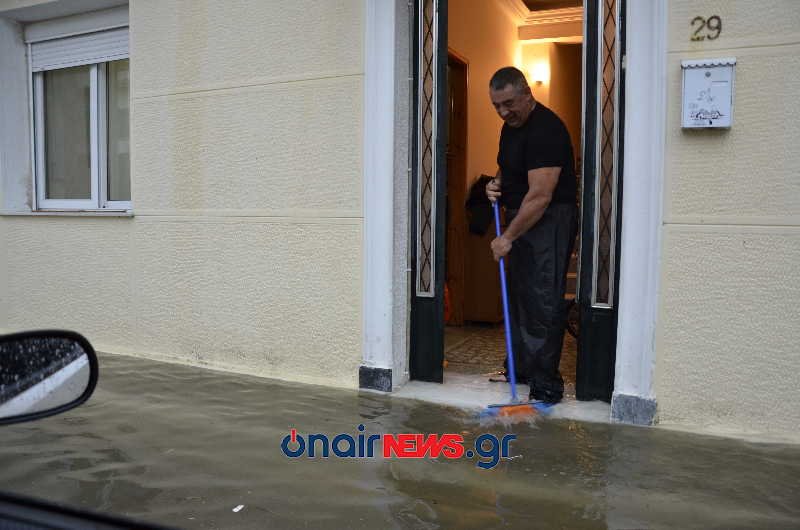 «Πνίγηκε» η Δυτική Ελλάδα από την κακοκαιρία -Μεγάλες ζημιές στο Μεσολόγγι | iefimerida.gr 0