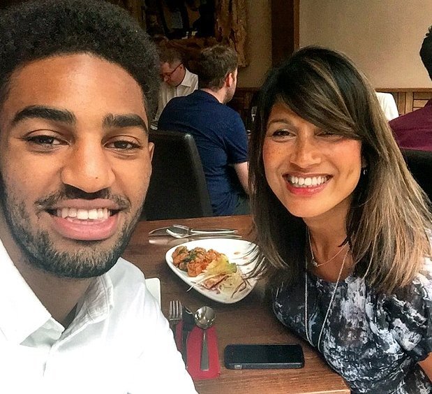 H 54χρονη που μοιάζει 30 ετών -Αποκαλύπτει πώς το πέτυχε [εικόνες] | iefimerida.gr 0