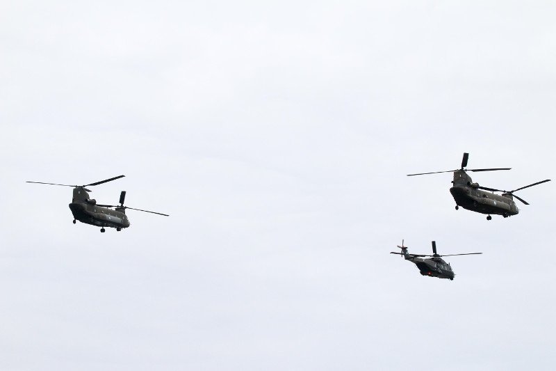 F-16, άρματα μάχης, ΟΥΚ και αλεξιπτωτιστές -Οι καλύτερες στιγμές της στρατιωτικής παρέλασης [εικόνες & βίντεο] | iefimerida.gr 11