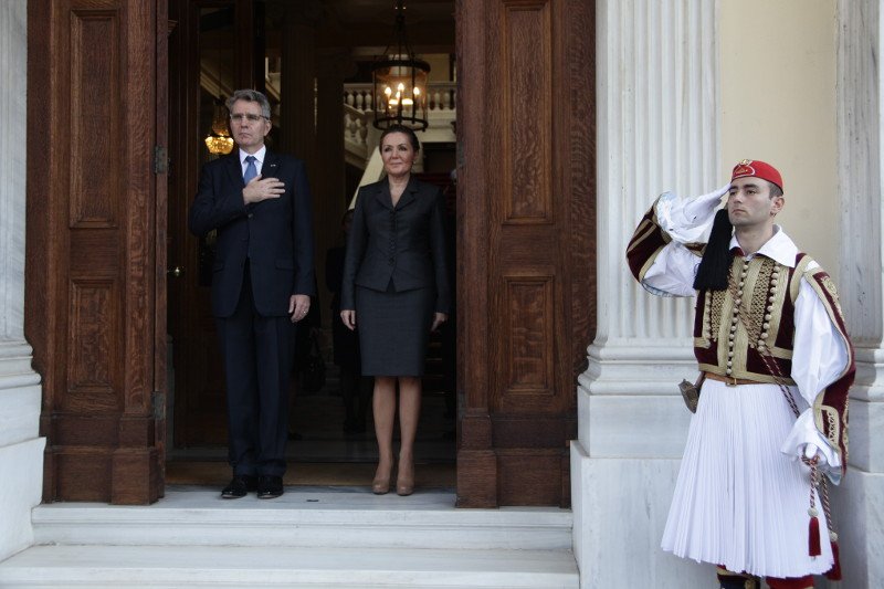 Στον Πρόεδρο της Δημοκρατίας 4 νέοι πρέσβεις για τα διαπιστευτήρια -Ποιοι είναι [εικόνες] | iefimerida.gr 1