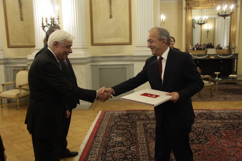 Στον Πρόεδρο της Δημοκρατίας 4 νέοι πρέσβεις για τα διαπιστευτήρια -Ποιοι είναι [εικόνες] | iefimerida.gr 4