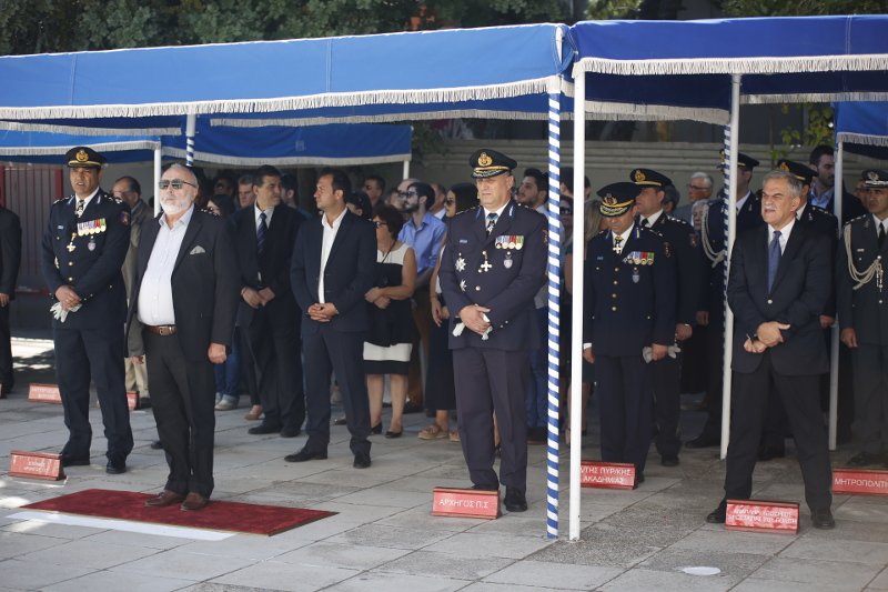 Ανέλαβε αρχηγός της Πυροσβεστικής ο Καπέλιος -Η τελετή παράδοσης-παραλαβής [εικόνες] | iefimerida.gr 2