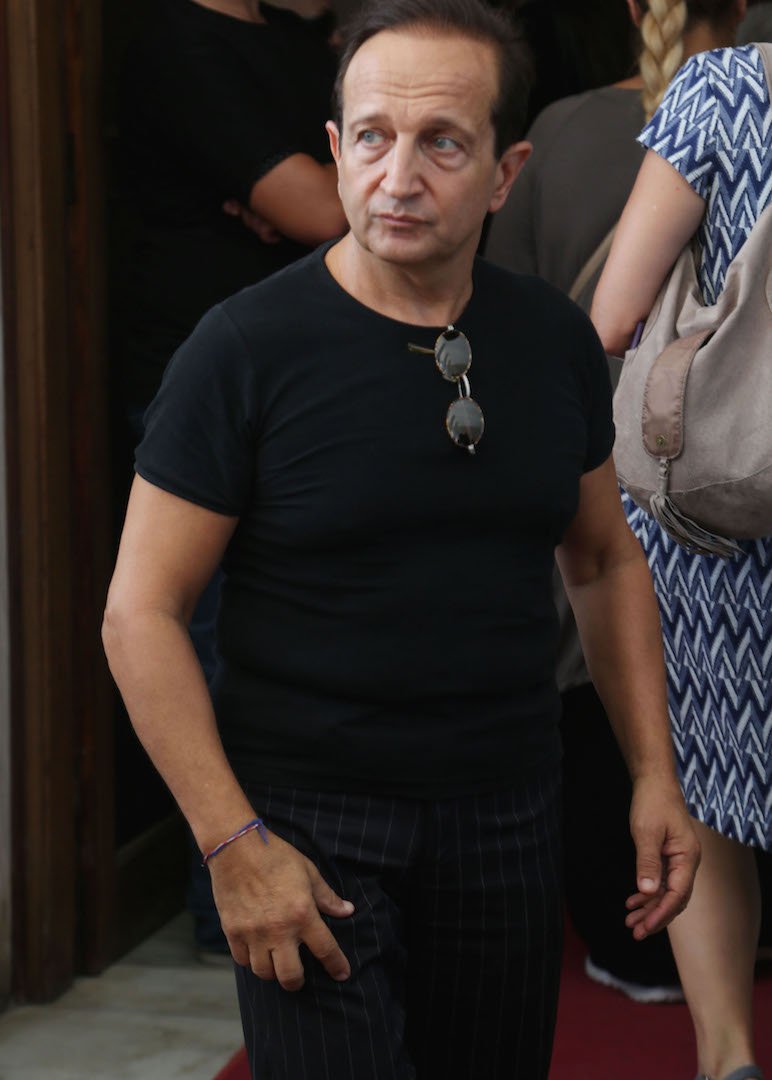 Το τελευταίο αντίο στην ηθοποιό Σοφία Ρούμπου -Συντετριμμένη η κόρη της [εικόνες] | iefimerida.gr 8