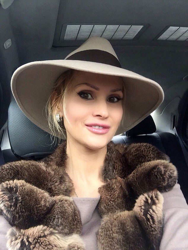 Διαζύγιο αλά ρωσικά -Χώρισαν το σπίτι τους στη μέση, κυριολεκτικά [εικόνες] | iefimerida.gr 0