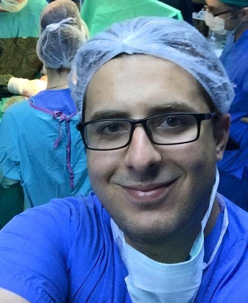 Ο Σύρος πρόσφυγας που θέλει να γυρίσει πίσω –Πλαστικός χειρουργός με Rolex και ακριβή ζωή [εικόνες] | iefimerida.gr 0