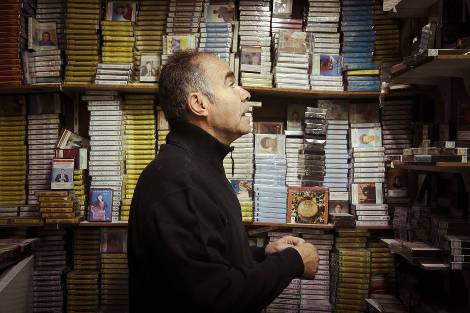 Ο σεναριογράφος του Λάνθιμου παρουσιάζει μονόλογο στο Τέχνης -Αυστηρώς ακατάλληλο [εικόνες] | iefimerida.gr 1