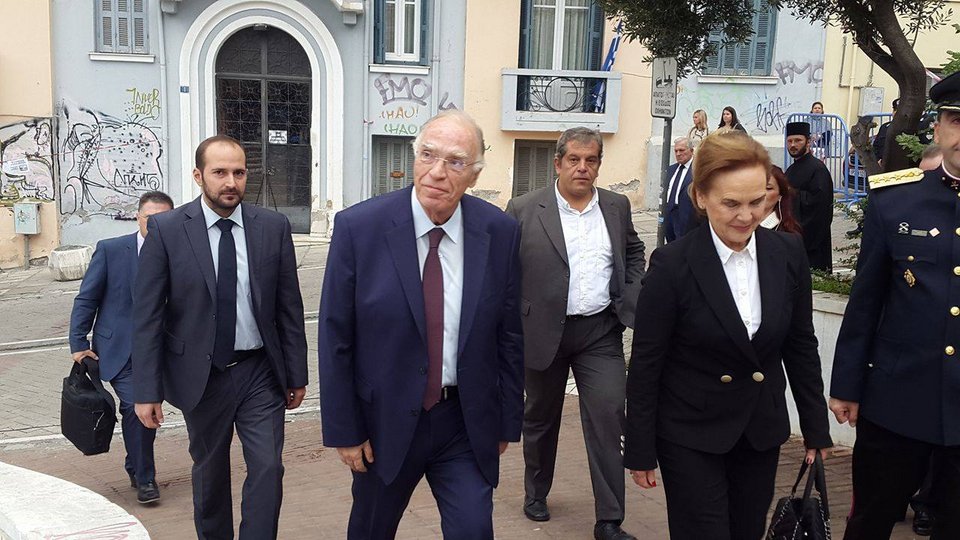 Θεσσαλονίκη: Καραμανλής, Μπουτάρης στην επίσημη δοξολογία στον Αγιο Δημήτριο -Το μήνυμα Παυλόπουλου [εικόνες] | iefimerida.gr 8