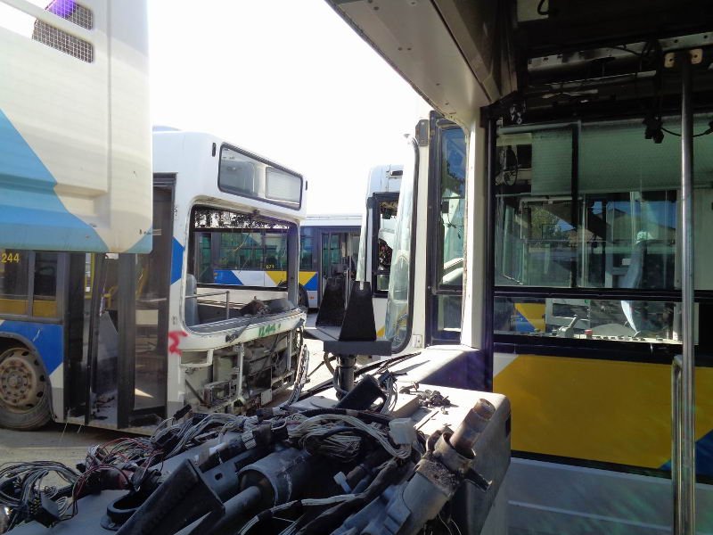 «Αυτοψία» του iefimerida στο αμαξοστάσιο των λεωφορείων -Παροπλισμένα εκατοντάδες οχήματα λόγω έλλειψης ανταλλακτικών και εργαζομένων [εικόνες] | iefimerida.gr 12