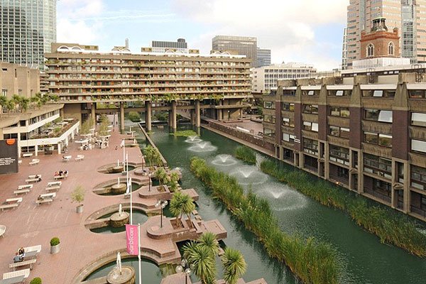 Πώς είναι να ζεις στην πολυκατοικία Barbican του Λονδίνου -Ενα τέρας με κρυφή χλιδή [εικόνες] | iefimerida.gr 15