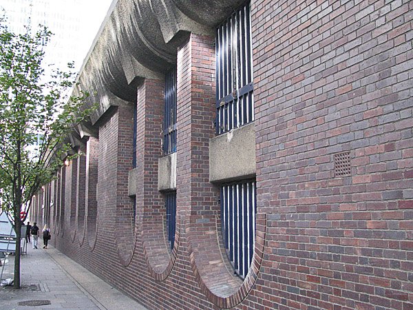 Πώς είναι να ζεις στην πολυκατοικία Barbican του Λονδίνου -Ενα τέρας με κρυφή χλιδή [εικόνες] | iefimerida.gr 6