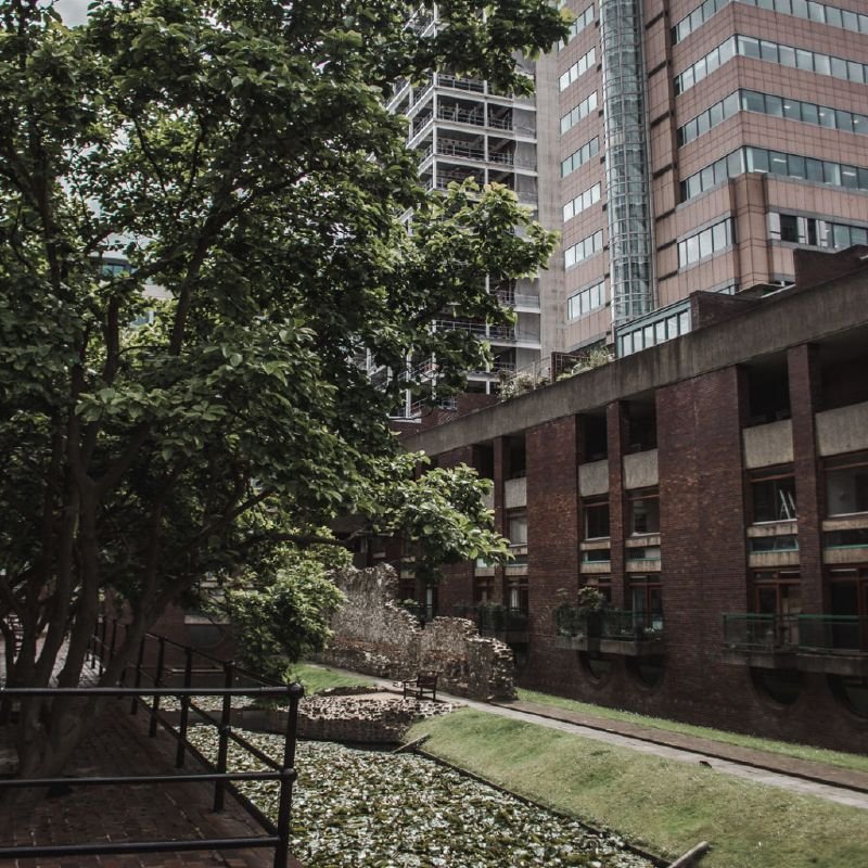 Πώς είναι να ζεις στην πολυκατοικία Barbican του Λονδίνου -Ενα τέρας με κρυφή χλιδή [εικόνες] | iefimerida.gr 9