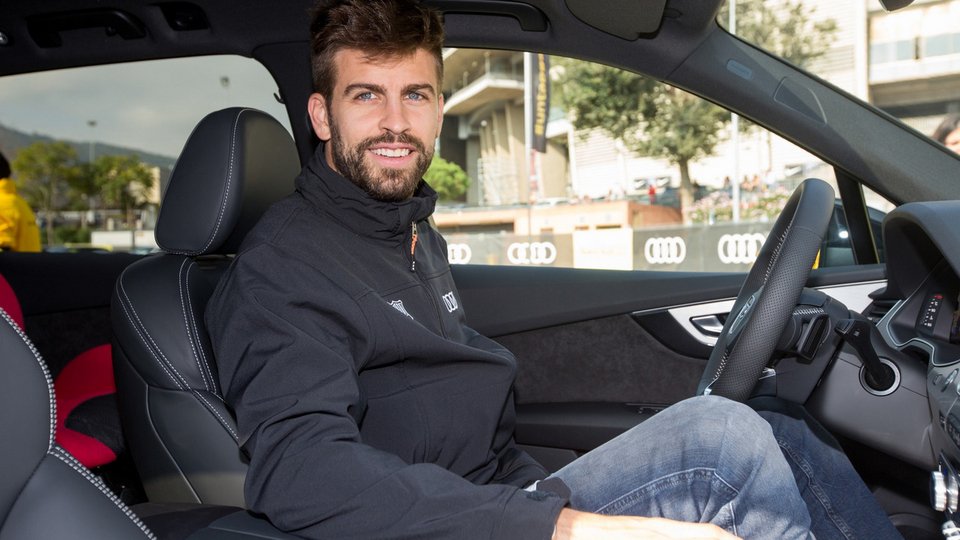 Οι παίκτες της Μπαρτσελόνα παρέλαβαν τα νέα τους Audi -Τι διάλεξαν Μέσι, Σουάρες, Νεϊμάρ [εικόνες] | iefimerida.gr 7