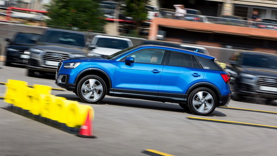 Οι παίκτες της Μπαρτσελόνα παρέλαβαν τα νέα τους Audi -Τι διάλεξαν Μέσι, Σουάρες, Νεϊμάρ [εικόνες] | iefimerida.gr 1