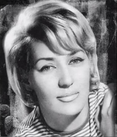 Μάχη για τη ζωή της δίνει η θρυλική ντίβα Μπέμπα Μπλανς [εικόνες & βίντεο] | iefimerida.gr 0