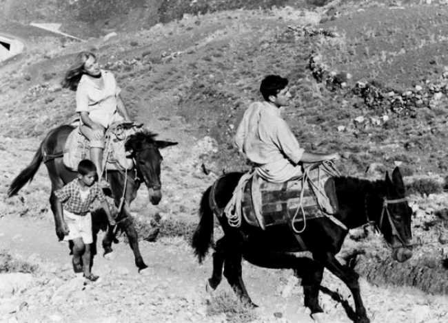 Η Υδρα που αγάπησε ο Λέοναρντ Κοέν -To σπίτι του εκεί και η μούσα του [εικόνες & βίντεο] | iefimerida.gr 8