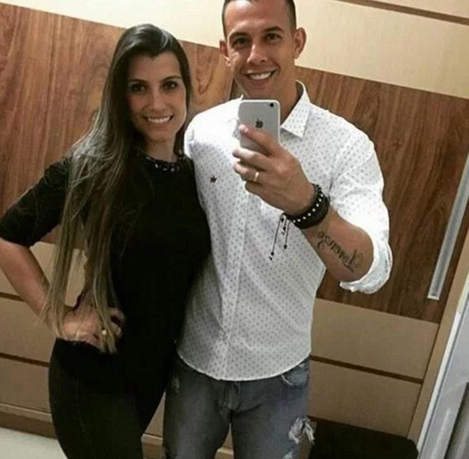 Λίγο πριν ξεψυχήσει ο τερματοφύλακας της Τσαπεκοένσε μίλησε με την γυναίκα του | iefimerida.gr 0