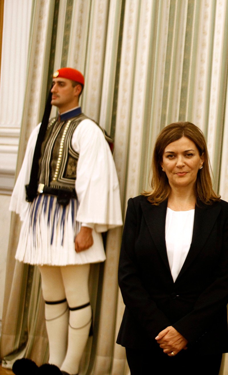 Οι 8 γυναίκες που συμμετέχουν στη νέα κυβέρνηση -Η 31χρονη εργατολόγος, μια ηθοποιός, μια λογίστρια, τα νέα πρόσωπα | iefimerida.gr 4