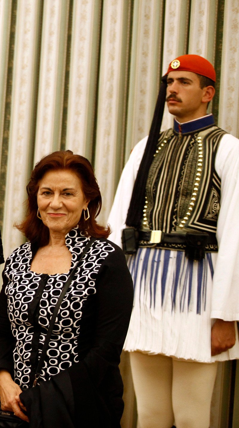 Οι 8 γυναίκες που συμμετέχουν στη νέα κυβέρνηση -Η 31χρονη εργατολόγος, μια ηθοποιός, μια λογίστρια, τα νέα πρόσωπα | iefimerida.gr 5