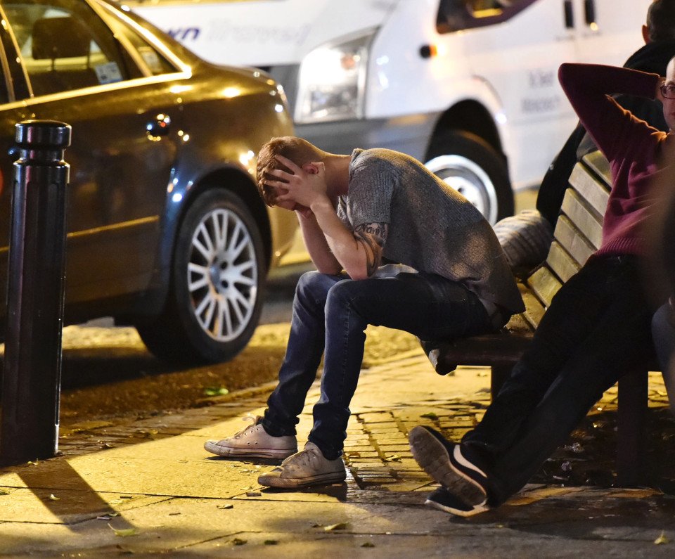 Halloween στην Αγγλία -Μεθύσι, κραιπάλες και ξάπλα στο δρόμο [εικόνες] | iefimerida.gr 11