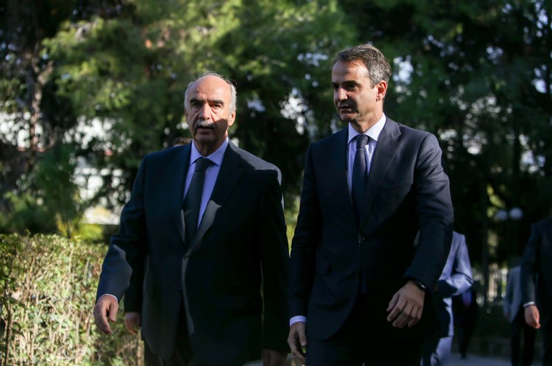 Το τελευταίο αντίο στον Κωστή Στεφανόπουλο -Με τιμές αρχηγού κράτους  [εικόνες & βίντεο] | iefimerida.gr 4