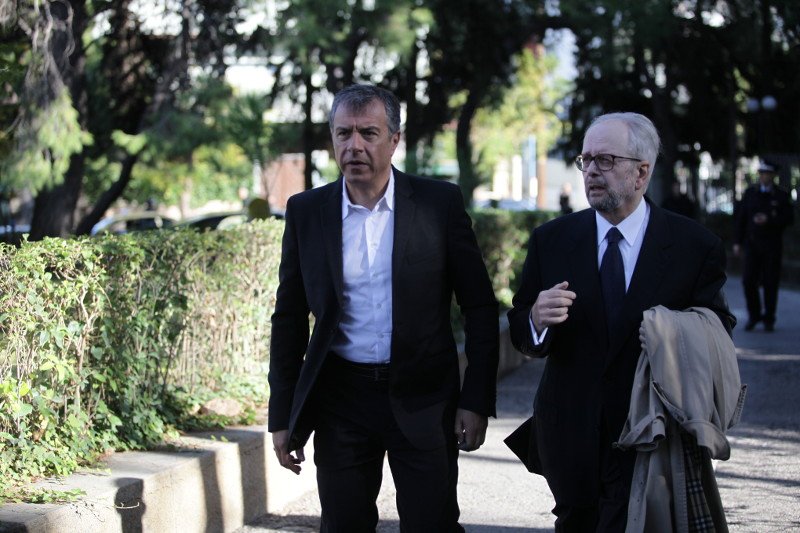 Το τελευταίο αντίο στον Κωστή Στεφανόπουλο -Με τιμές αρχηγού κράτους  [εικόνες & βίντεο] | iefimerida.gr 8