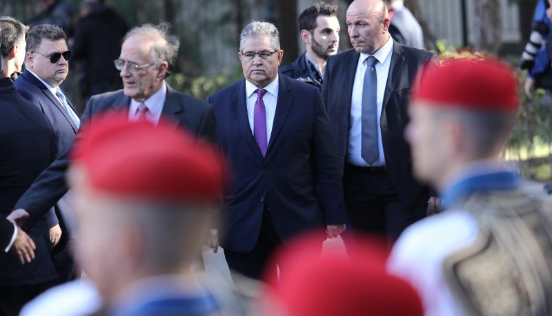 Το τελευταίο αντίο στον Κωστή Στεφανόπουλο -Με τιμές αρχηγού κράτους  [εικόνες & βίντεο] | iefimerida.gr 6