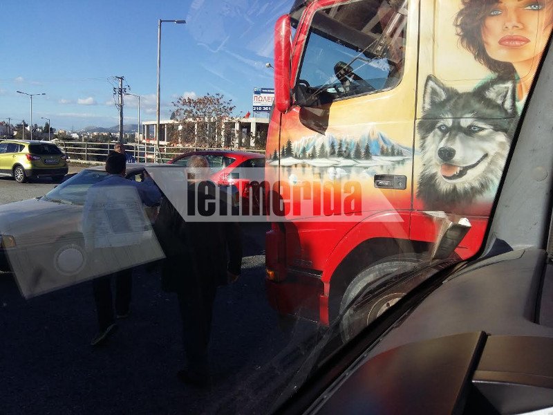 Ατύχημα στον Κηφισό, στο ρεύμα καθόδου [εικόνες] | iefimerida.gr 1