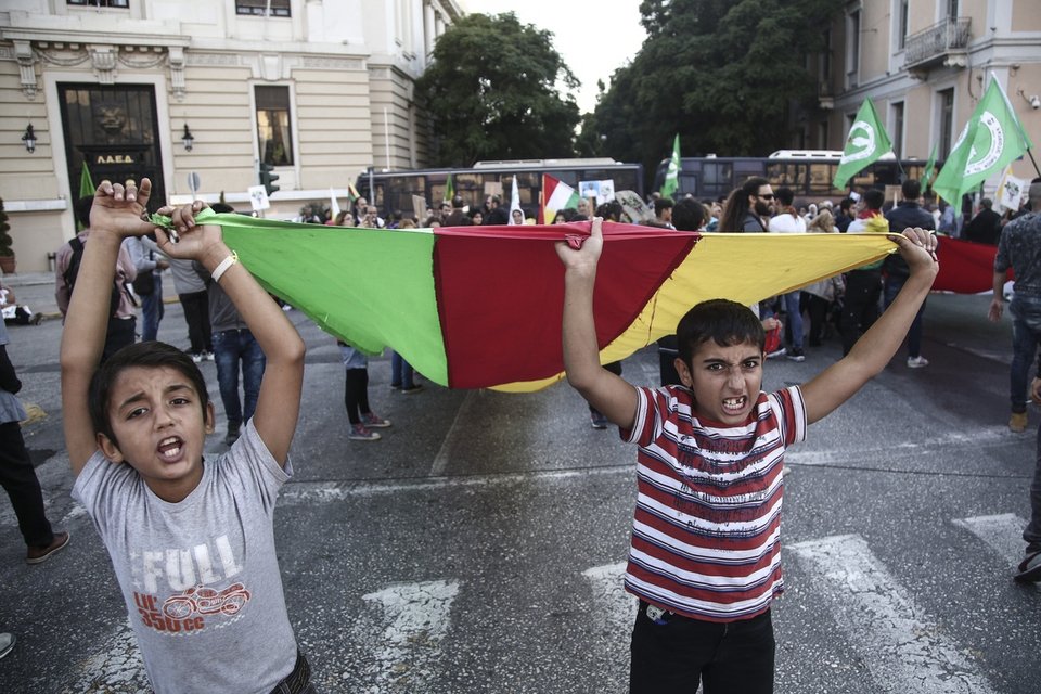 Συλλαλητήριο στην Αθήνα: «Οχι στη δικτατορία του Ερντογάν», φώναξαν οι διαδηλωτές [εικόνες] | iefimerida.gr 7
