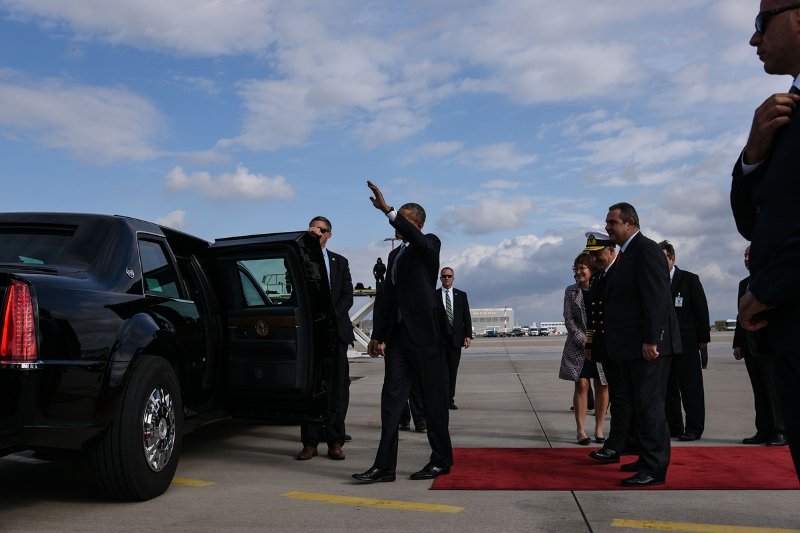  Γιατί ο Ομπάμα ήρθε στην Ελλάδα με το «Κτήνος», αλλά έφυγε με τζιπ [εικόνες] | iefimerida.gr 0