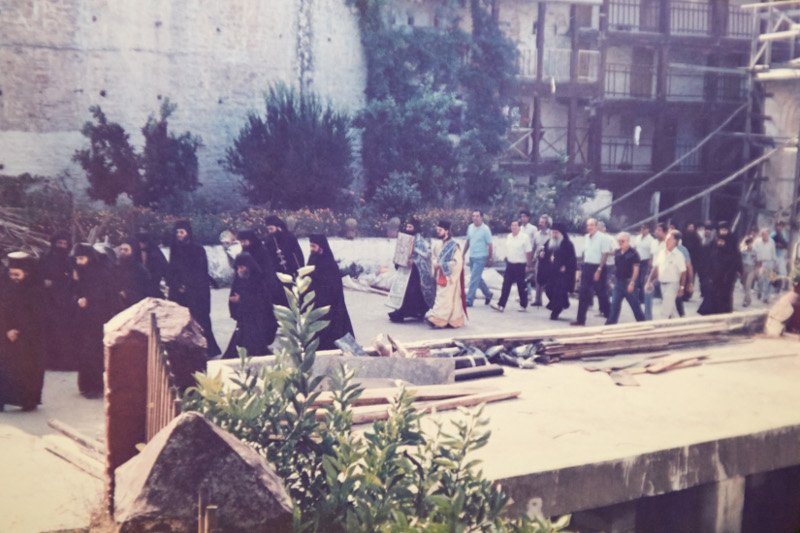 Ο Μητσοτάκης θυμάται τις δύο προηγούμενες επισκέψεις του στο Αγιον Ορος, με τον πατέρα του [εικόνες] | iefimerida.gr 4