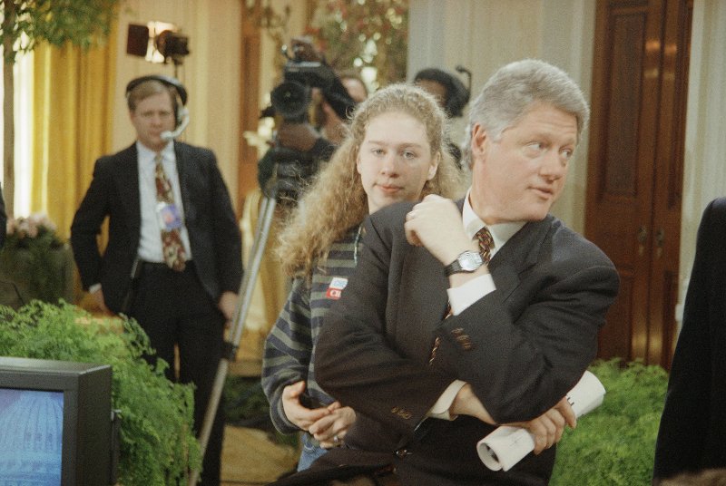 Τι μπορεί να κάνει ένα παιδί στον Λευκό Οίκο; -Πώς μεγάλωσαν εκεί Τσέλσι Κλίντον, Μαλία και Σάσα Ομπάμα [εικόνες] | iefimerida.gr 10