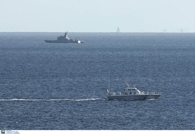 Το «πλωτό» φρούριο για τον Ομπάμα στη Βουλιαγμένη -Φουσκωτά σκάφη, πάνοπλοι άνδρες και βατραχάνθρωποι [εικόνες]  | iefimerida.gr 10